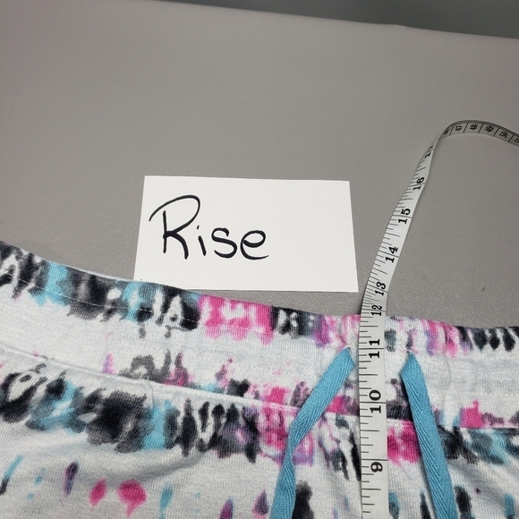 secret treasures colorful tie dye pajama Lounge shorts women's size large - Picture 4 of 8